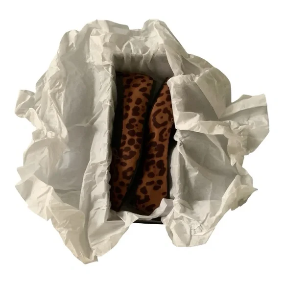 NIB Lulus Emmy Leopard Suede Pointed Loafers Sz 6 - Picture 8 of 12